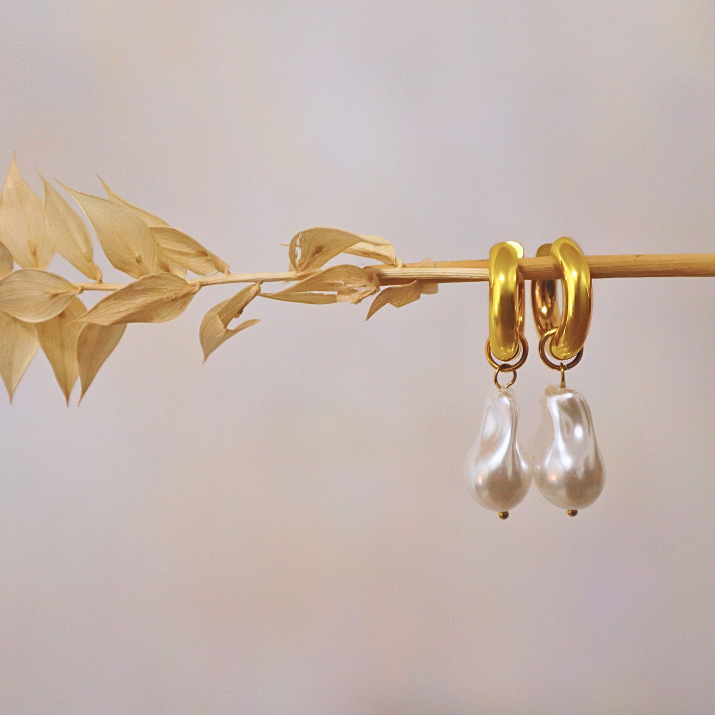 Lily Earrings